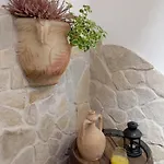 Samele Bed And Breakfast